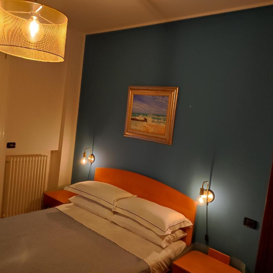 Appartement Tramonto In Baia à Pesaro Extérieur photo