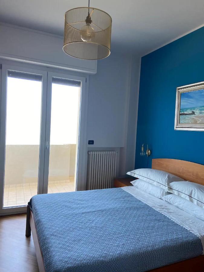 Appartement Tramonto In Baia à Pesaro Extérieur photo
