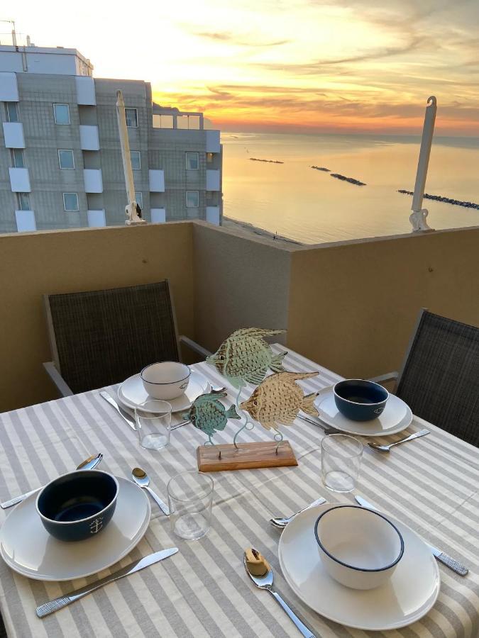 Appartement Tramonto In Baia à Pesaro Extérieur photo