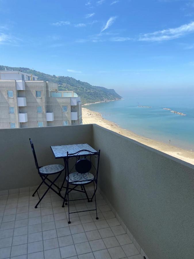 Appartement Tramonto In Baia à Pesaro Extérieur photo