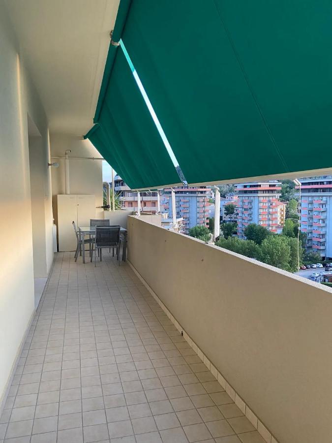 Appartement Tramonto In Baia à Pesaro Extérieur photo