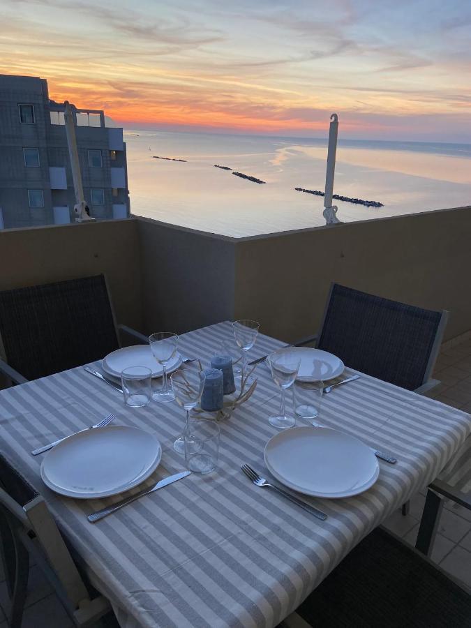 Appartement Tramonto In Baia à Pesaro Extérieur photo
